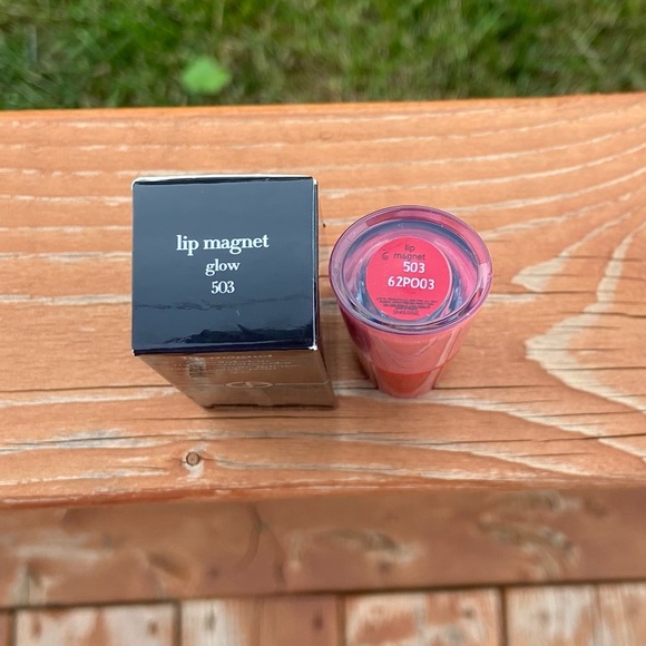 Giorgio Armani - Lip magnet - Picture 2 of 2